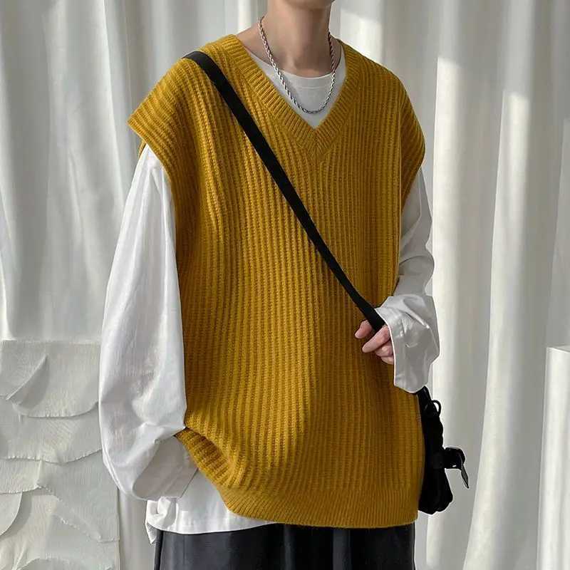 Mens Knitted Sweater Spring Autumn Casual Vest Korean Fashion Solid Sleeveless Baggy Knit Bottoming Vest Male Clothes R106XJ241221