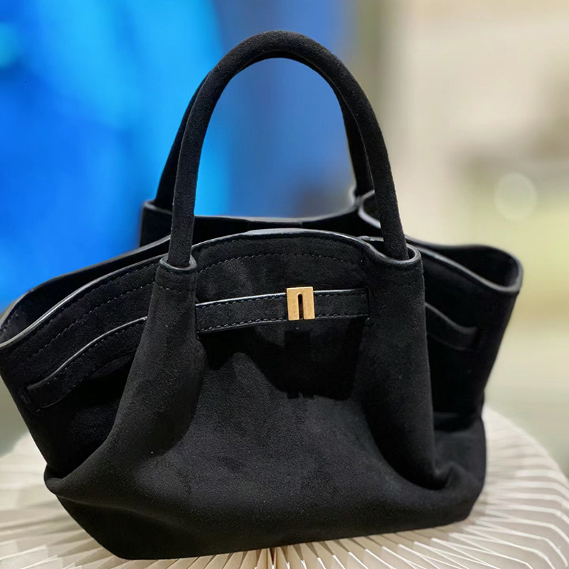 Niche Design Autumn And Winter New Casual Versatile Frosted Suede Belt Buckle Portable Bat Shoulder Armpit Women's Bag