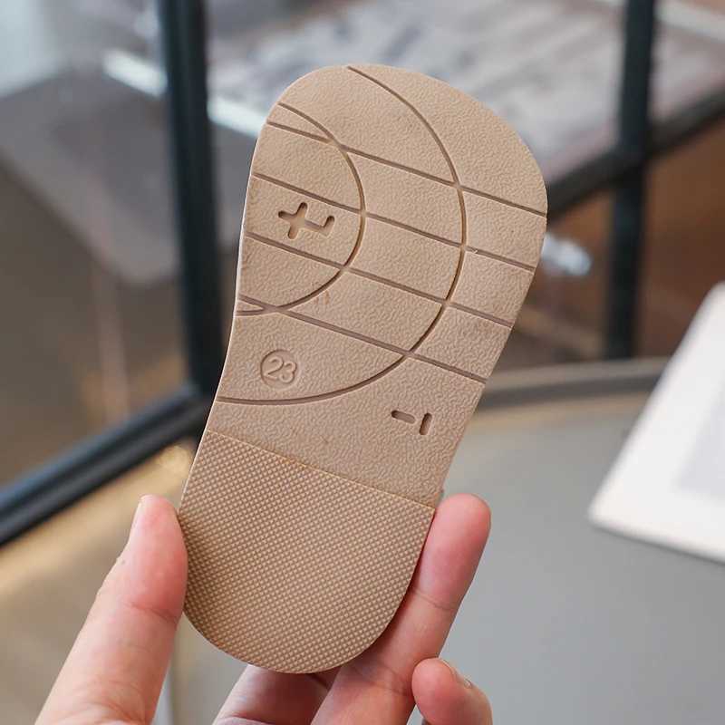 Sneakers Childrens Baby Leather Shoes Spring Fall Size 21-30 Embroidery Boys Girls Walking Shoes Brown Casual Non-slip Kids Single Shoes H241221