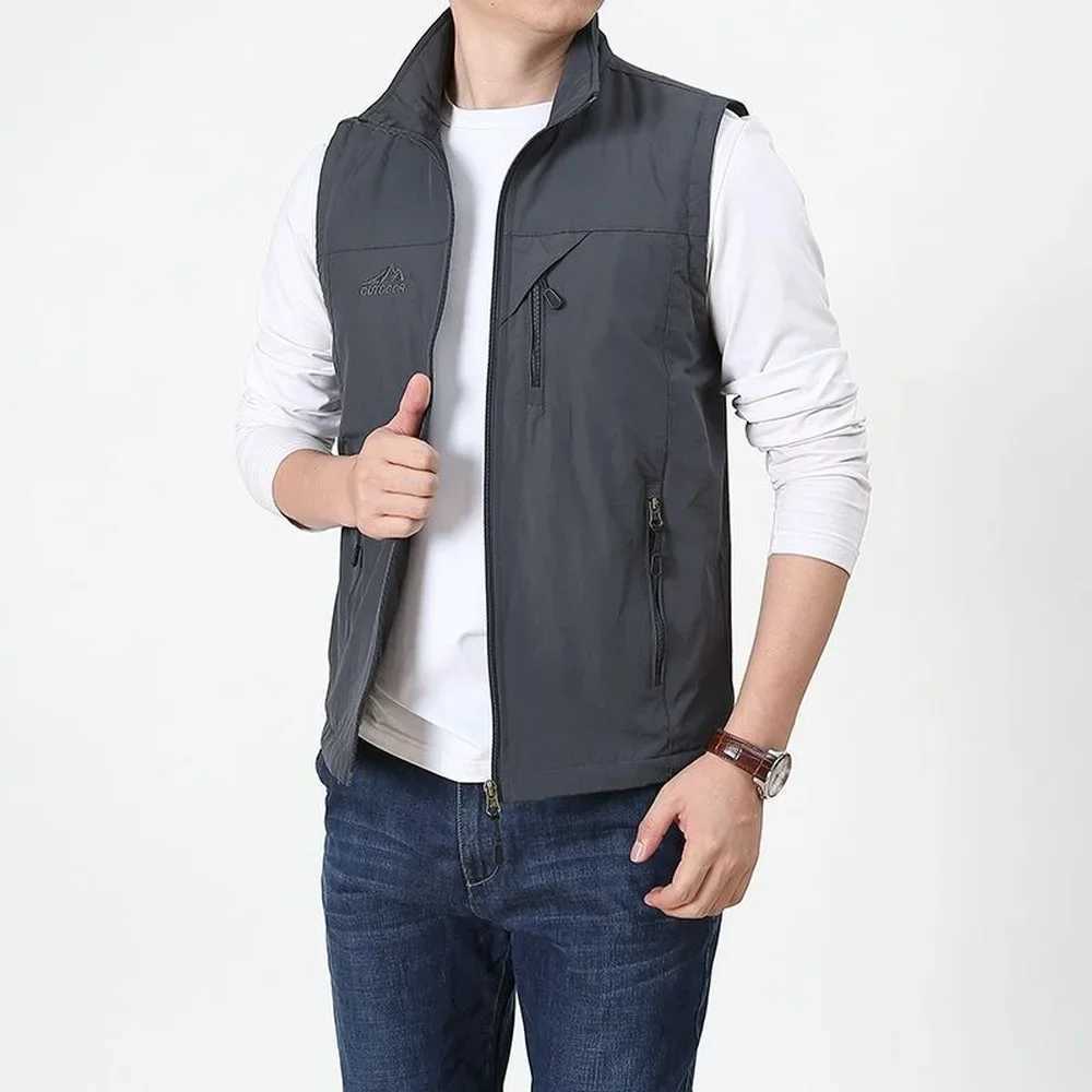 Summer Thin Vest Jacket Men Outdoor Casual Clothes Lightweight Short Sleeve Vests Men Stand Collar Male Trekking Coat TravelingXJ241221