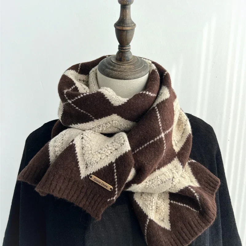 High Quality Classic Wool Solid Scarf Men Women Winter Autumn Knitted Thick Warm Soft Muffler Male Female Korean Version Scarf 241220