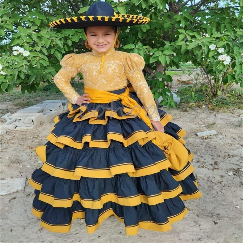 Gorgeous Mexican Gold Flower Girls Dress A Line Long Sleeve Lace Princess Birthday Dress Mariachi Kids Pageant Party First Holy Communion Dress Caramu