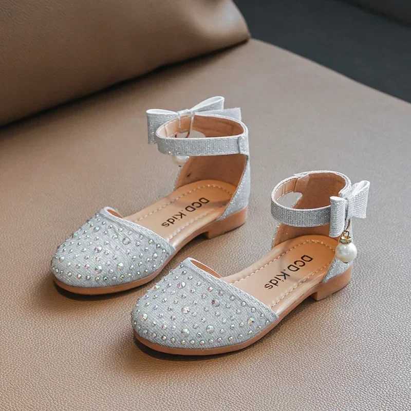 Sneakers Girl Princess Shoes Rhinestone Pearl Children Wedding Party Single Shoes Fashion Versatile Kids Sweet Korean Style Flat Sandals H241221