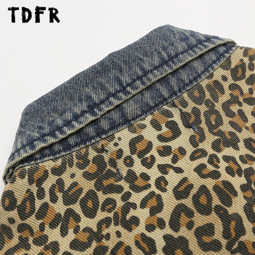 Leopard Print Spliced Denim Jacket Mens Retro Casual Streetwear Autumn Single Breasted Loose Lapel Long Sleeve Jeans Jacket Men 241217