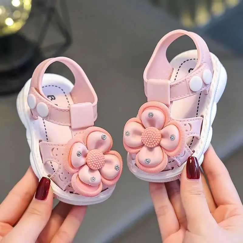 Sneakers Trendy Cute Flower Decor Sandals For Baby Girls Breathable Lightweight Sandals For Indoor Outdoor Beach All Seasons H241221