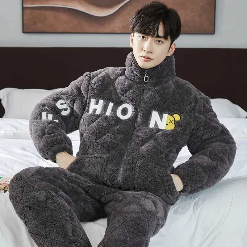 Mens casual wear three-layer cotton winter home wear mens pajamas coral velvet pajamas set thick plush flannel home wear W241221
