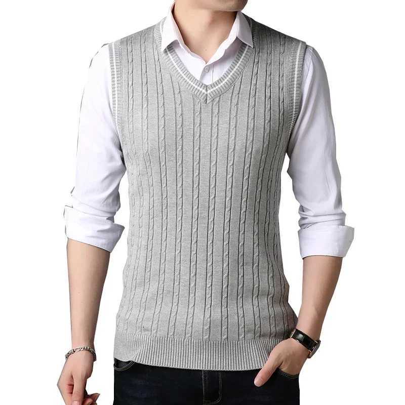 BROWON Men Clothes 2024 Autumn Winter New Classic Slim Sweaters V-neck Sleeveless Sweater Mens Knitwear Sweater Vest for MenXJ241221