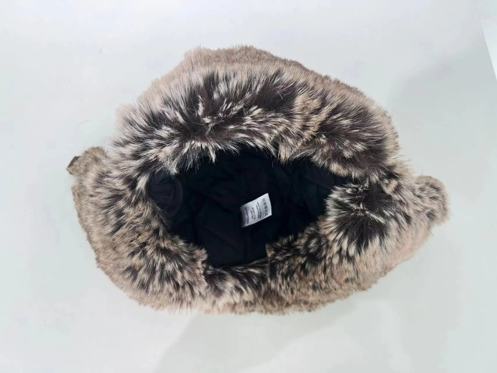 Brown artificial leather winter fur pilots hat torpedo wind hat bomber artificial fur flip cover cavalry trap refrigerated snow hat 241220