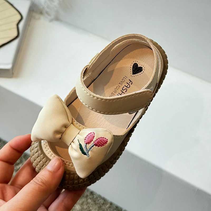 Sneakers Girls Fashion Sandals Beige Bow Girls Baby Toddler Shoes Summer New Khaki Lightweight Non-slip Childrens Sandals Girl Shoes H241221