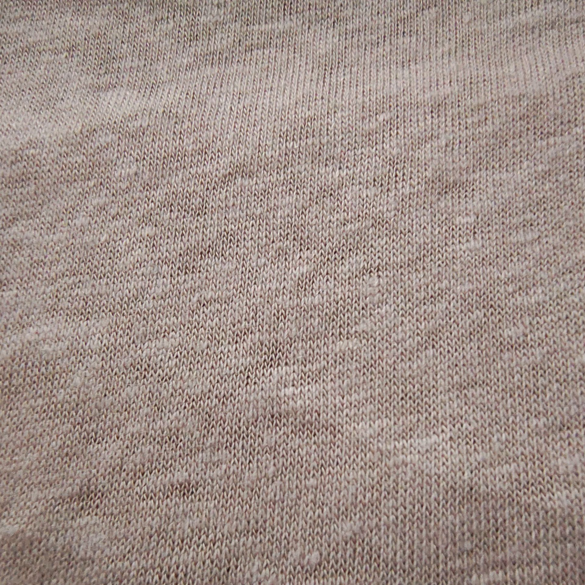 Eco-Friendly Linen-Silk Hybrid Yarn for Comfortable Knits - Perfect for Casual Wear
