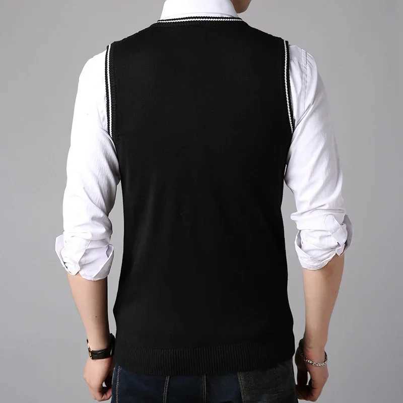BROWON Men Clothes 2024 Autumn Winter New Classic Slim Sweaters V-neck Sleeveless Sweater Mens Knitwear Sweater Vest for MenXJ241221
