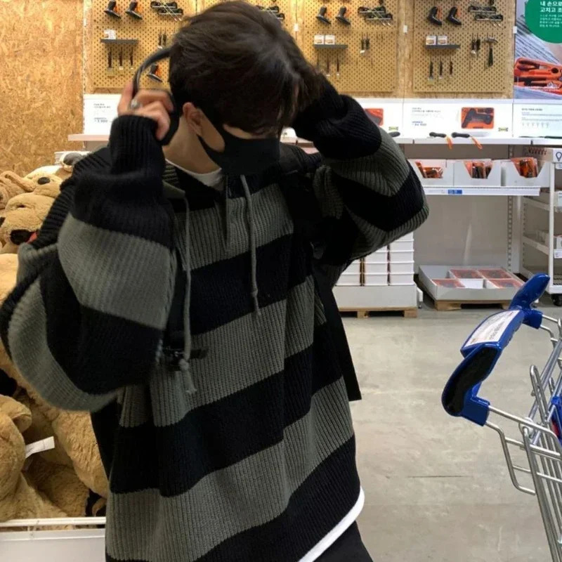 Knit Sweater Male Loose Fit Striped Mens Clothing Black Spliced Pullovers Korean Fashion Hoodies Y2k Streetwear in Tops A V 241220