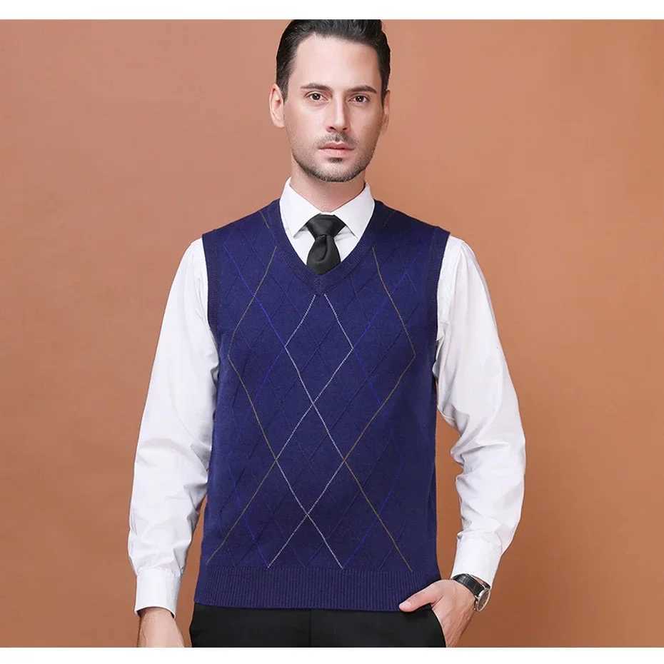 Autumn New Mens Wool Sweater Pullover Sleeveless Basic Knit Vest Casual Fashion V Neck Striped Plus Size 3XLXJ241221