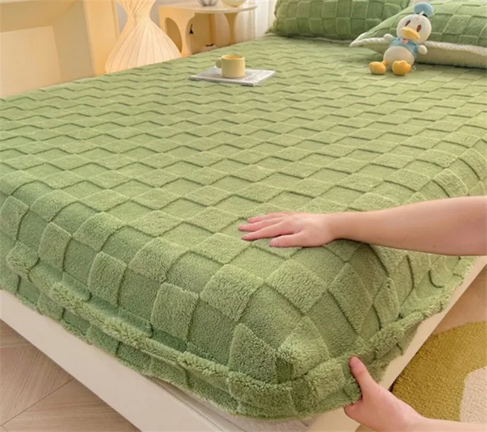 Bedding Sets 3pcs Taffeta Fabric Bedsheet Coral Veet Winter Thickened Plush Mattress Protection Cover Bed Sheet Set