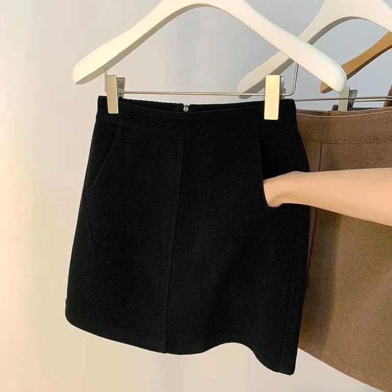 Simplicity Office Lady Autumn Winter Woolen Women Thicken Solid Zipper Pocket Vintage Fashion High Waist Short Slim A-line SkirtXJ241221