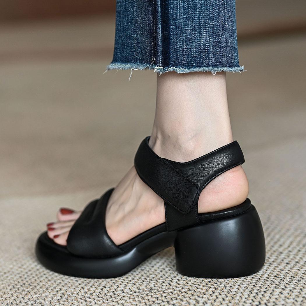 Thick soled high for women's 2024 summer new soft leather thick heels with raised waterproof platform, black open toe sandals #50 ddmykukumalu