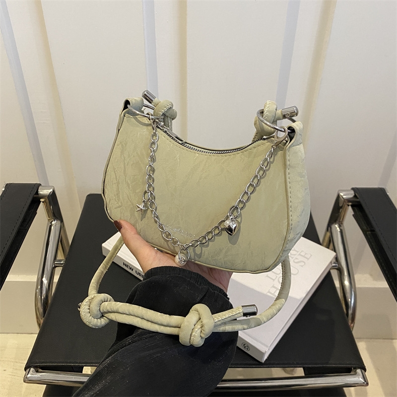 NEW hot 2025 free shipping designer bags chain Leisure Versatile pink white black green coordination for Ladies' daily versatility