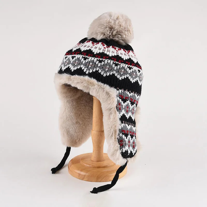 Fashionable retro Lei Feng hat womens warm autumn and winter plush windproof Versatile Ear Protection knitted hat ski hat 241220