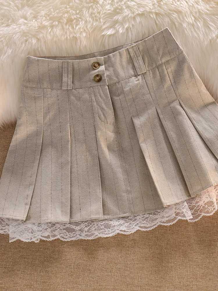 Korean Fashion Short Skirt Lace Trim Cute Pleated Skirts Womens Preppy Style Button Up Summer Mini SkirtXJ241221