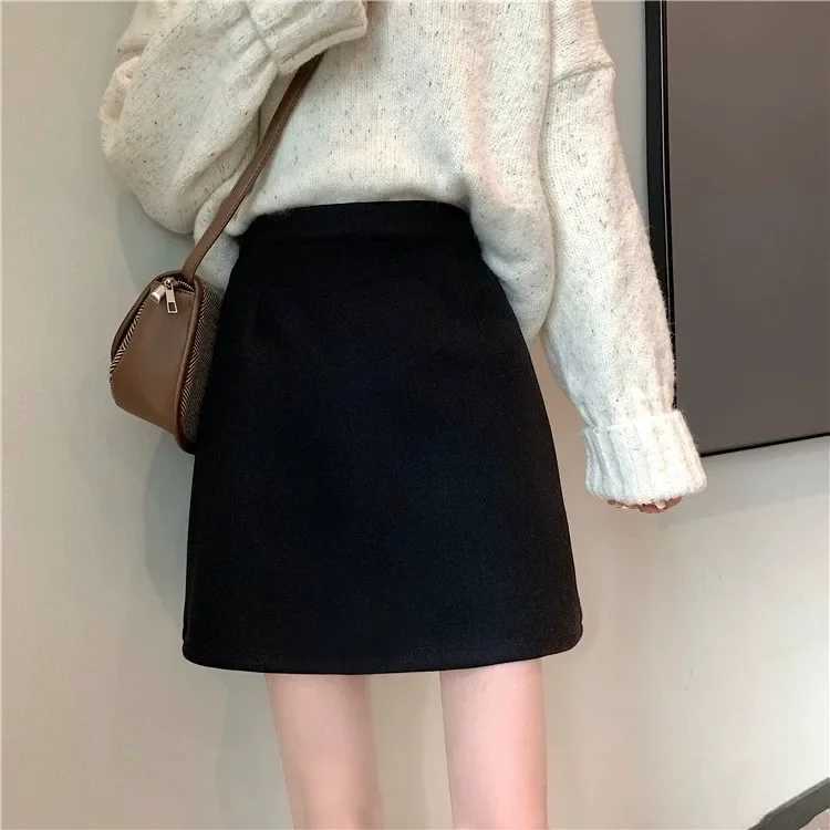 Black Woolen Skirt Womens New 2023 Autumn Winter High-waisted Slimming Mini Dress A- line PetiteXJ241221