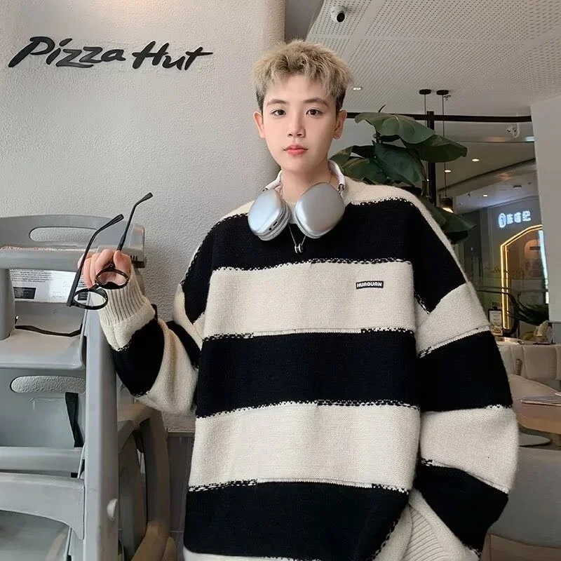 Autumn Appliques Patchwork Striped Sweater Male Y2K Vintage Pullover Knit Jumpers Winter Loose Knitwear pull homme 241220