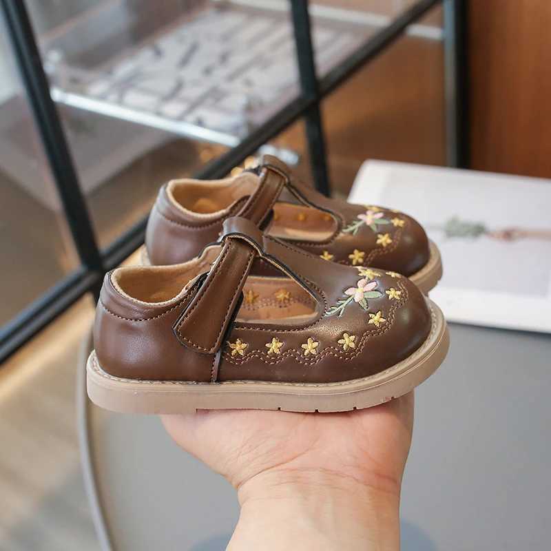 Sneakers Childrens Baby Leather Shoes Spring Fall Size 21-30 Embroidery Boys Girls Walking Shoes Brown Casual Non-slip Kids Single Shoes H241221