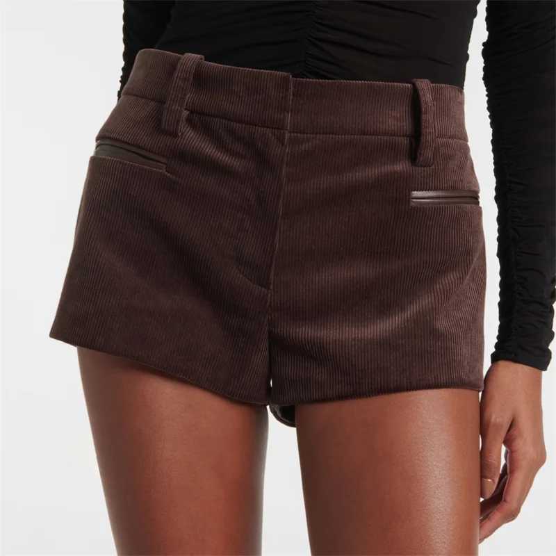 Short woman New in Fashion Leather Splicing Shorts for Spring 2025 Cotton blend corduroy womens pants Low waist slim fit shortsXJ241221