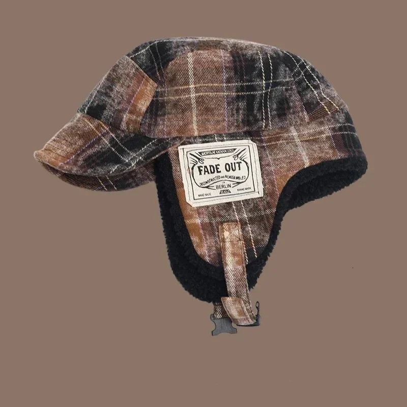 Womens autumn and winter thick warm ear protection pilot bomber hat Japanese fashion anti cold skiing Lei Feng hat mens 241220