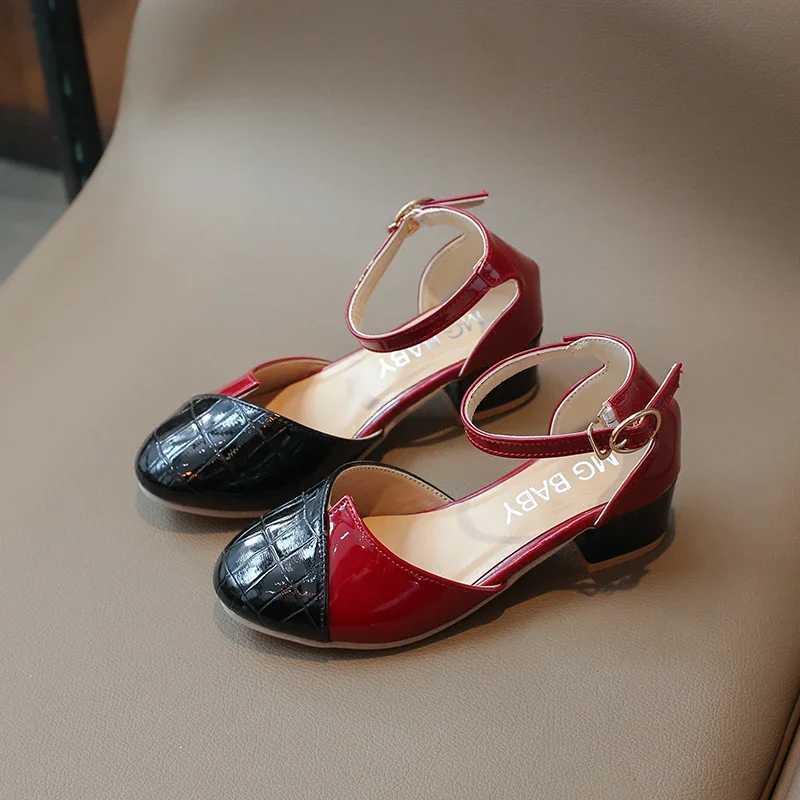 Sneakers New Girls Red High Heels Kids Version White Shoes Childrens Princess Sandals Girls Show Shoes Baby All Fashion Sandals H241221