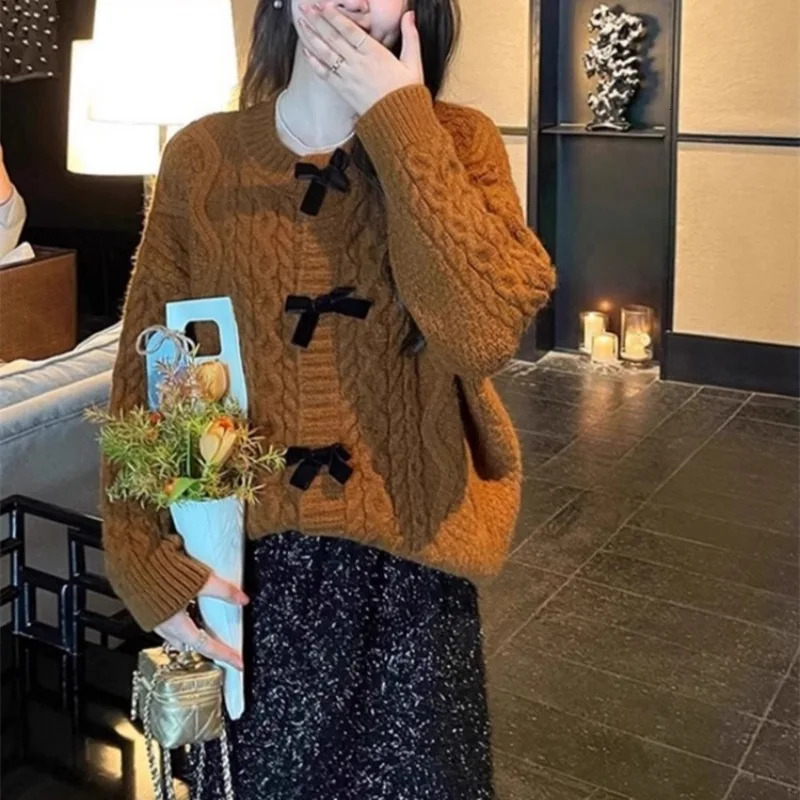 Sweet Twists Bow Sweater Women Autumn Winter O Neck Long Sleeve Top Loose Cardigans Korean Fashion Streetwear Y2K Girl Knitwear 241220