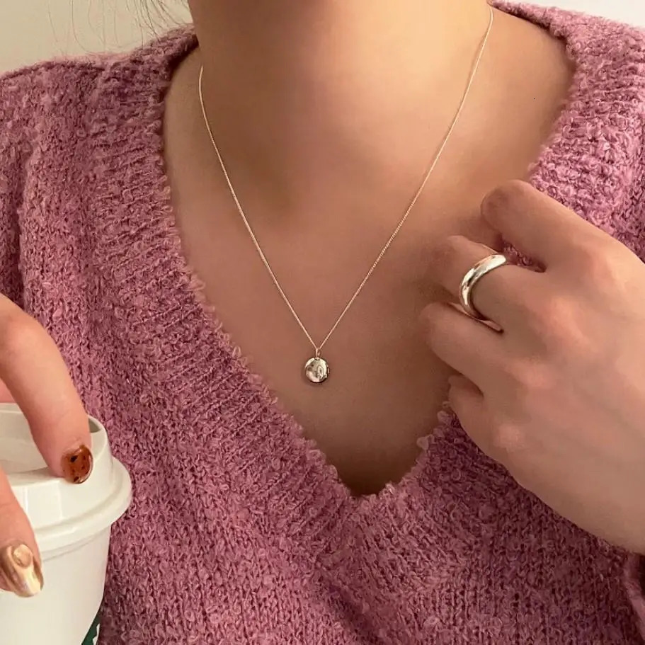 Korea 925 Sterling Silver INS Clavicle Chain Jewelry Simple Round Glossy Pendant Necklaces for Women Gold 18k 241220