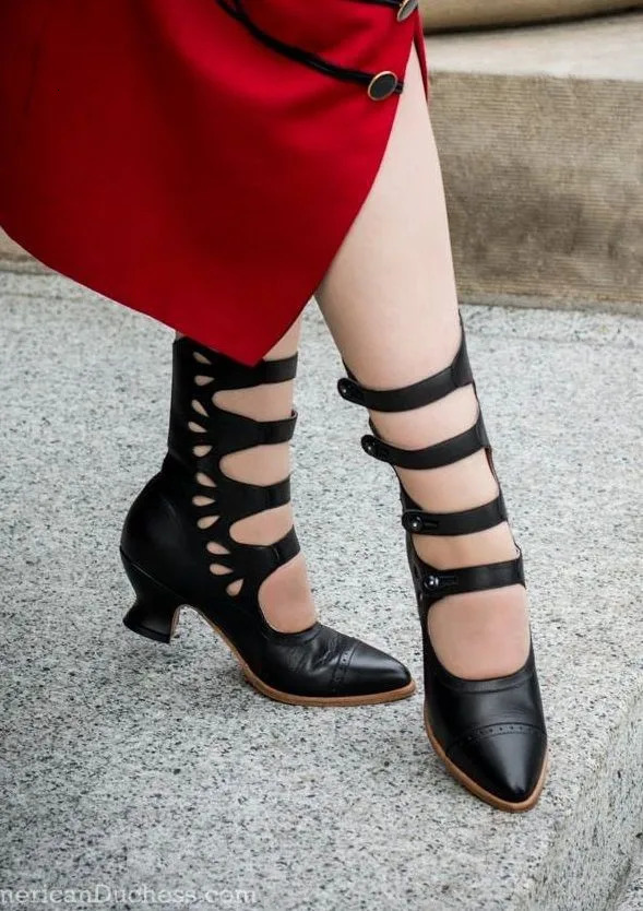 Medieval style womens shoes high heels national style carving executive spring and autumn corner head European and American big Siz 241213