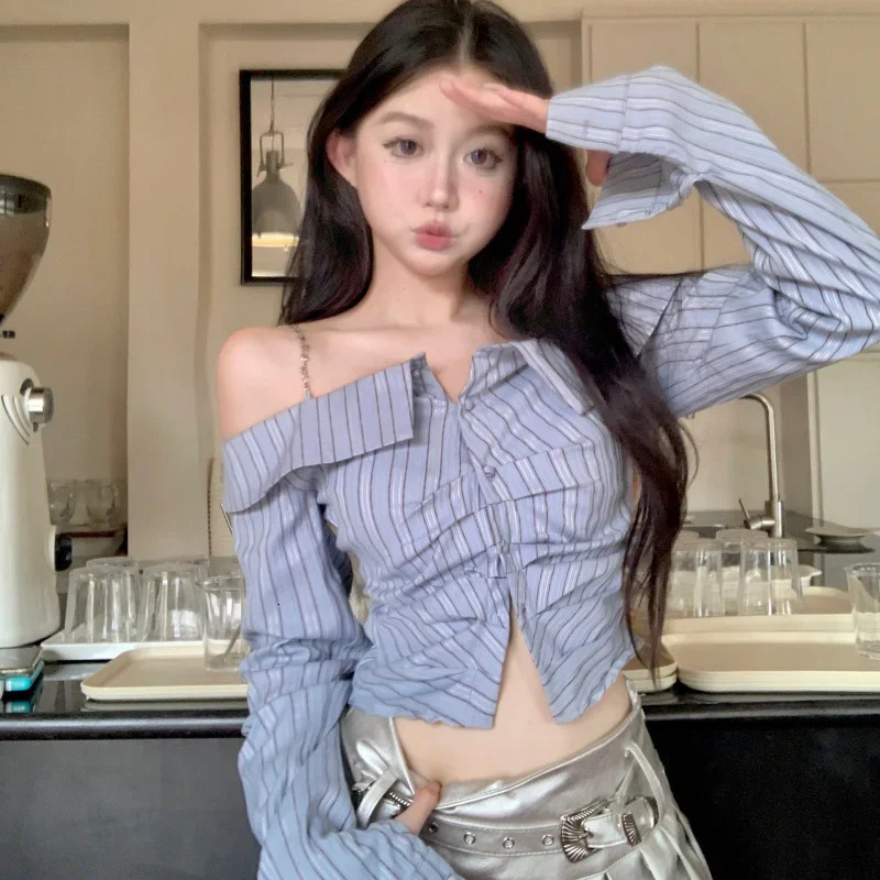 French fashion and elegant longsleeved offshoulder striped shirt women tops unique casual oneshoulder slim short top clothing 241218