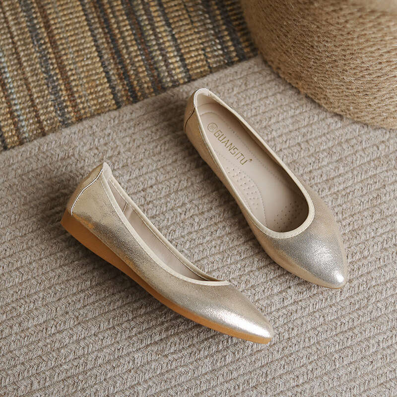 Soft Sole Single Shoe Women To Wear, Soft Top Cloth For Breathable Lazy Flat Bottomed Women, Spring And Autumn Shallow Mouth Large Size Dance Shoes