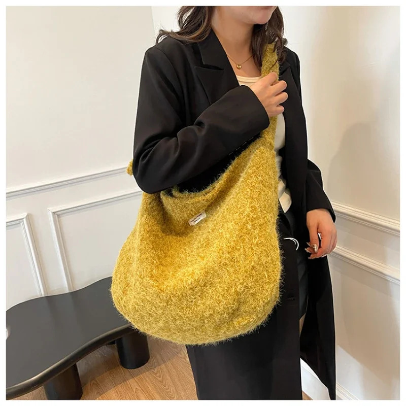 New Women s Handbag Solid Color Simple Fashion Large Capacity Soft Popular Commuter Designer Shoulder Bag bag