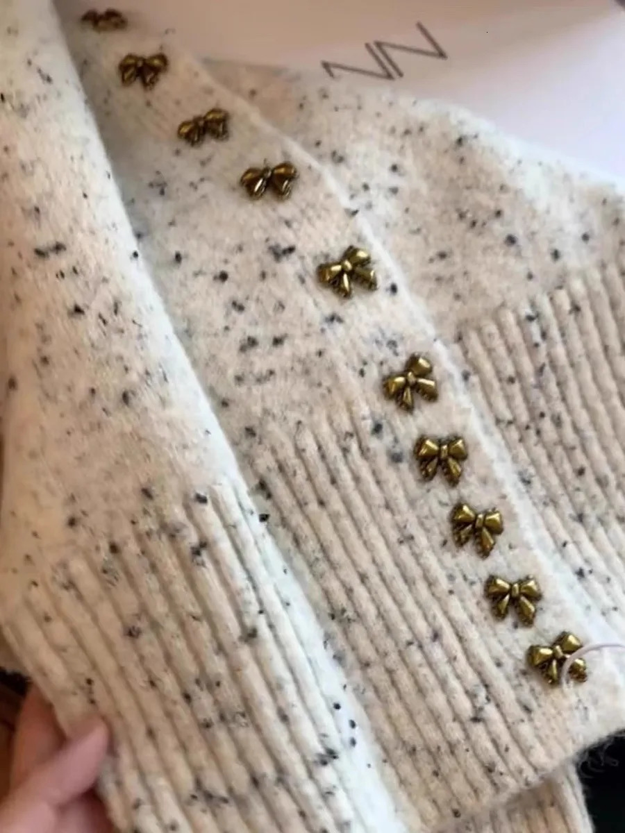 Autumn Winter Womens Sweater Cardigan Korean Fashion Oneck Thicked Knitted Jacket Bow Button Versatile Slim Fit Top 241220