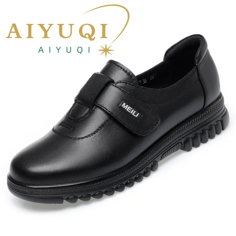 AIYUQI Women Shoes Genuine Leather Spring Comfortable Large Size Non Slip Mom Shoes Ladies Casual Shoes Women