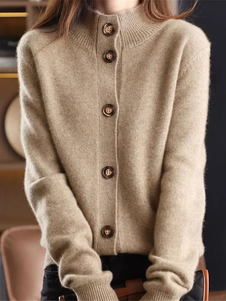 Autumn Fashion Korean Cashmere Sweater Vintage Sweaters Cardigan for Women Winter Trend Knitted Tops Cardigans Woman 241220