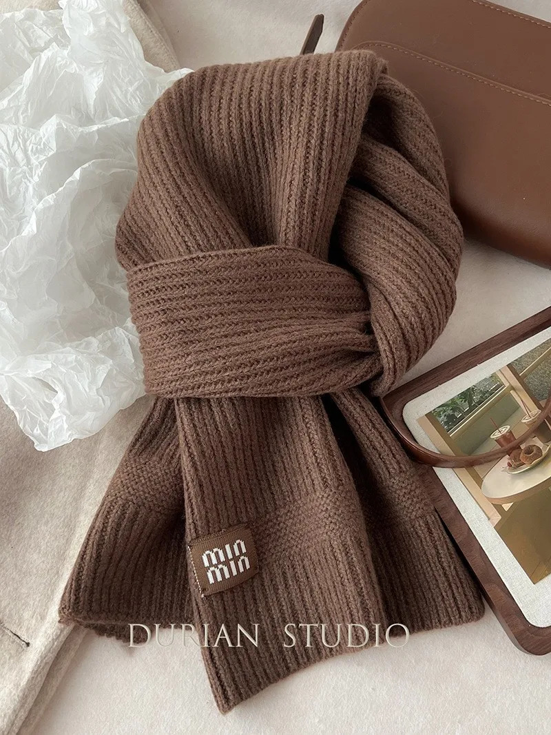 Korean version of Angora red soft waxy high appearance level knitted scarf with wool all matching solid color bib winte 241220