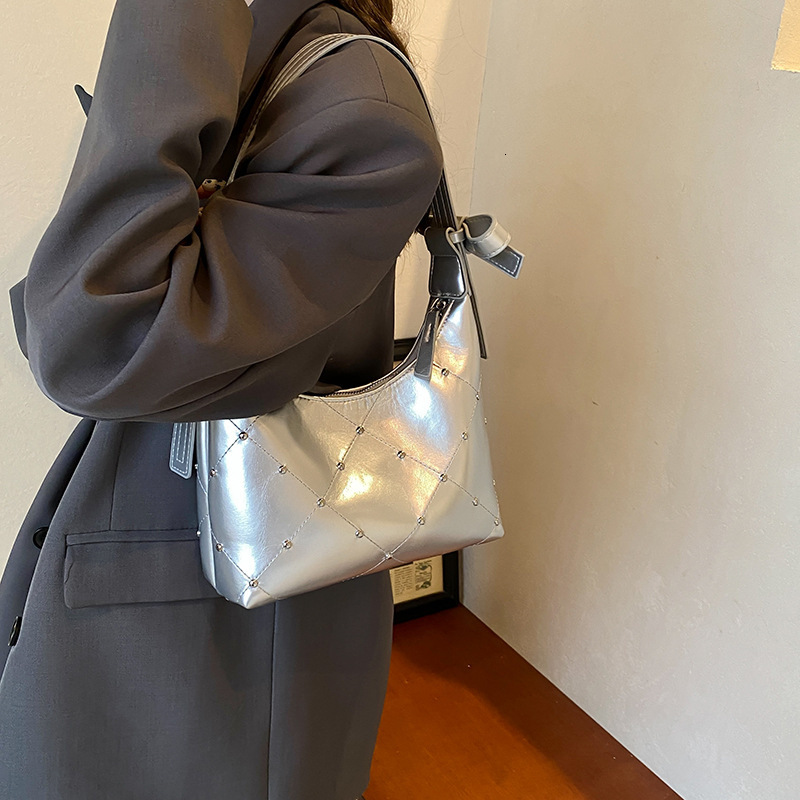 Bag Bright Face Fashion Women, Korean Version, Trendy And Versatile Shoulder Bag, 2024 Summer New Item, Niche Texture Armpit Bag For Women