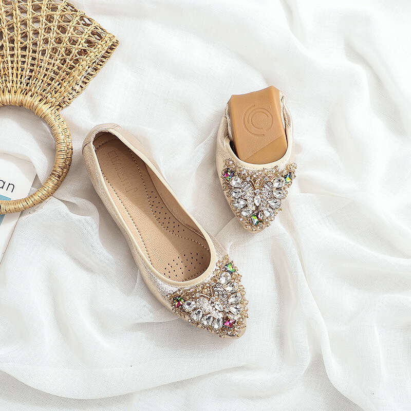 Spring 2023 New Shallow Mouth Dance Evening Versatile Flat Bottom Fairy Bean Ladle Pointed Single Shoes For Women