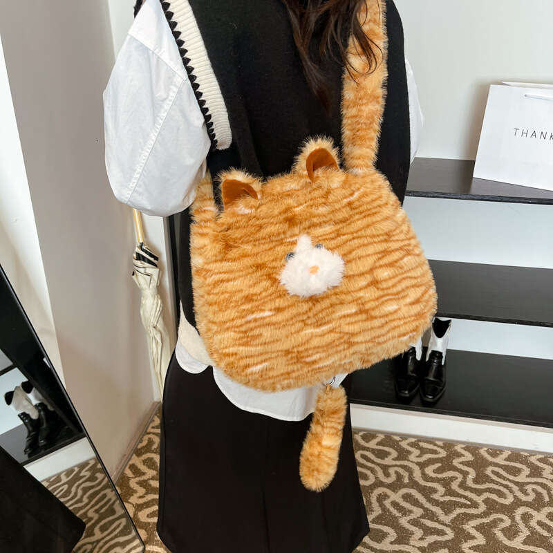Plush cat tote bag, large capacity handbag, 2024 new cute and fun personalized shoulder crossbody bag
