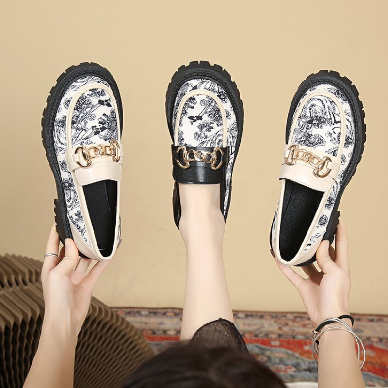 Mixed Color Embroidery Thick Sole Loafers Genuine Leather All-Match Casual Shoes Round Toe Platform Mid Heel Women Pumps