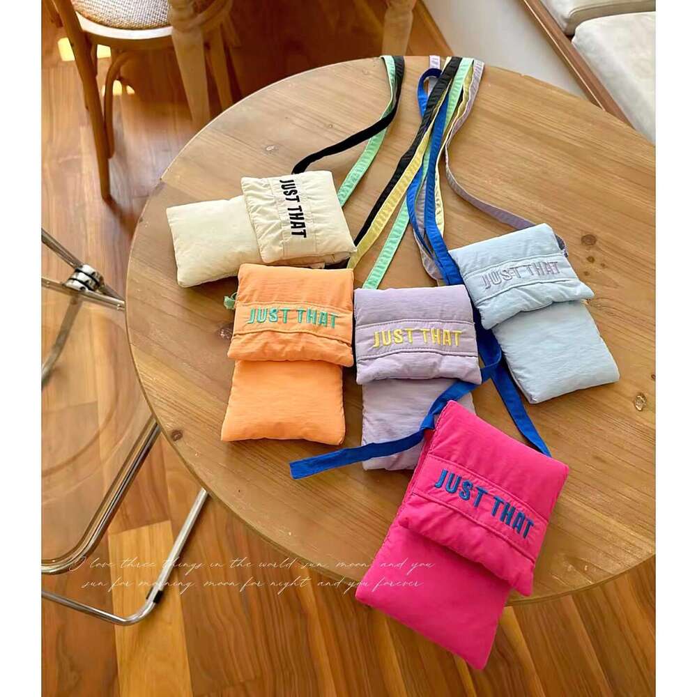 Soft and Cute Phone Korean Edition Student Versatile Shoulder Raspberry Powder Zero Wallet, Unique Design Cloth Bag, Small Bag