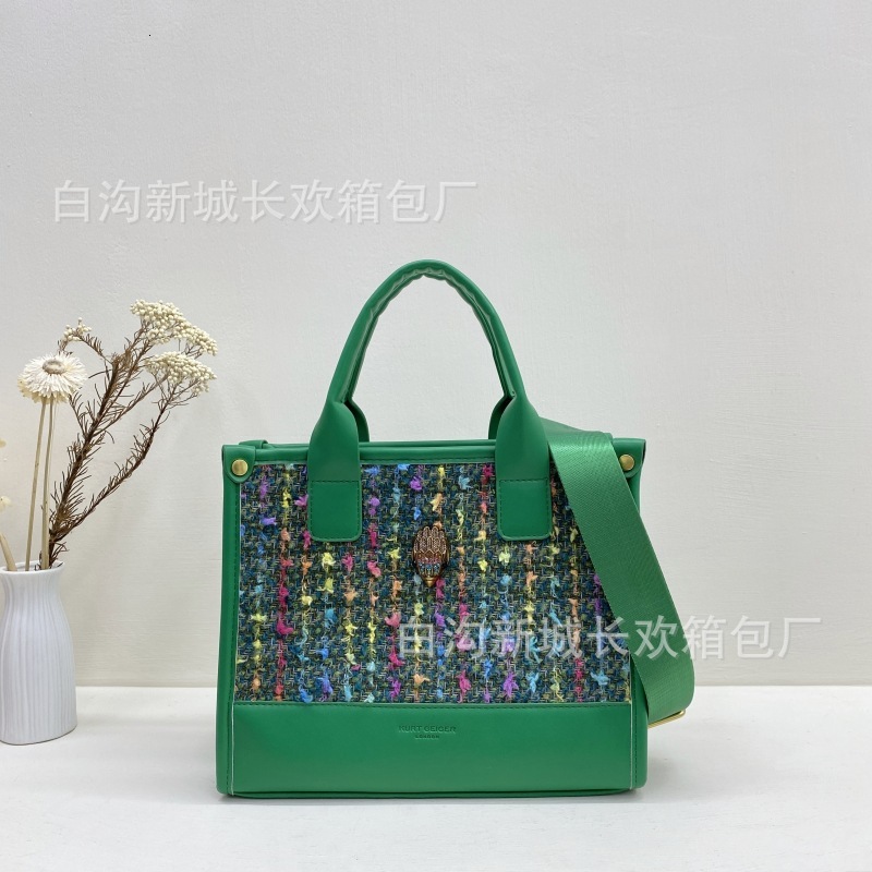Bag New Autumn And Winter Woolen Large Capacity Hand-Held Tote Bag, Women's Fashionable Single Shoulder Crossbody Bag