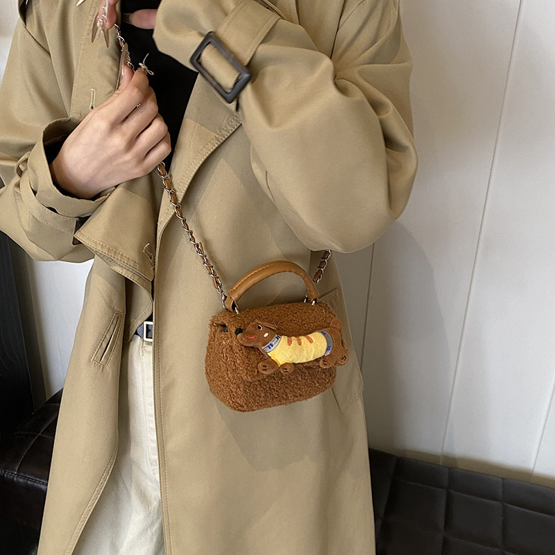 Handheld Plush Cartoon Sausage Dog Small Square For Winter Fashionable And Casual High-end Western Style Shoulder Bag