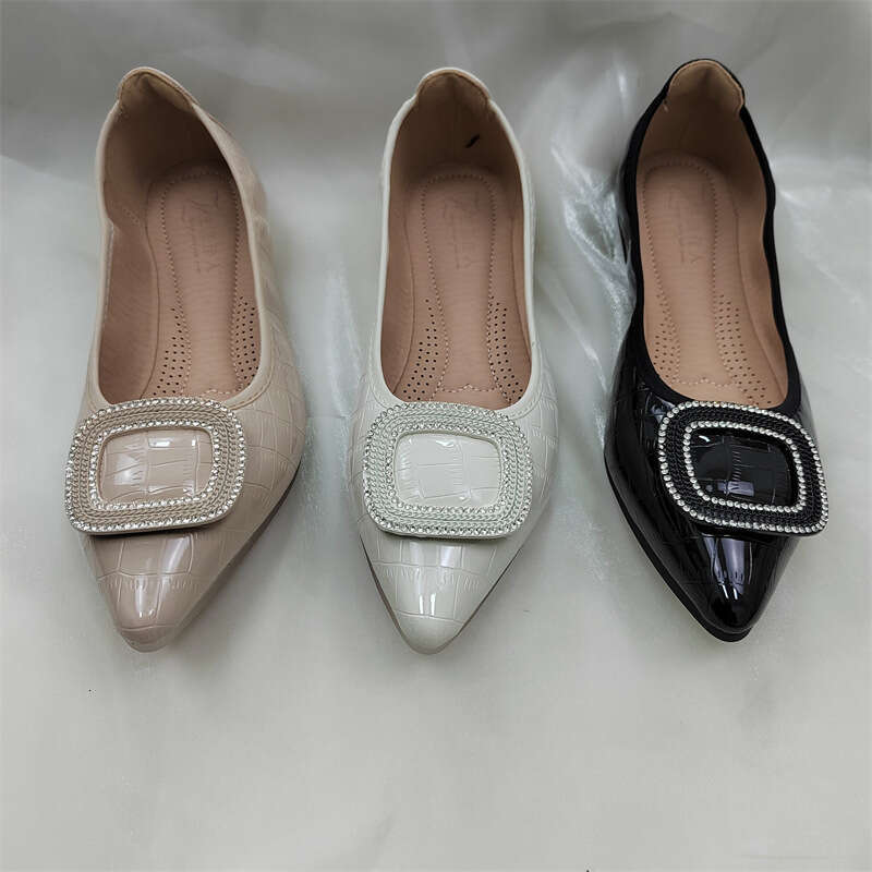 Single Shoe Women's Bottomed 2023 Spring New Item Shallow Mouth Pointed Flat Heel Bean Big Size 41-43 Apricot Soft Sole Scoop Shoes
