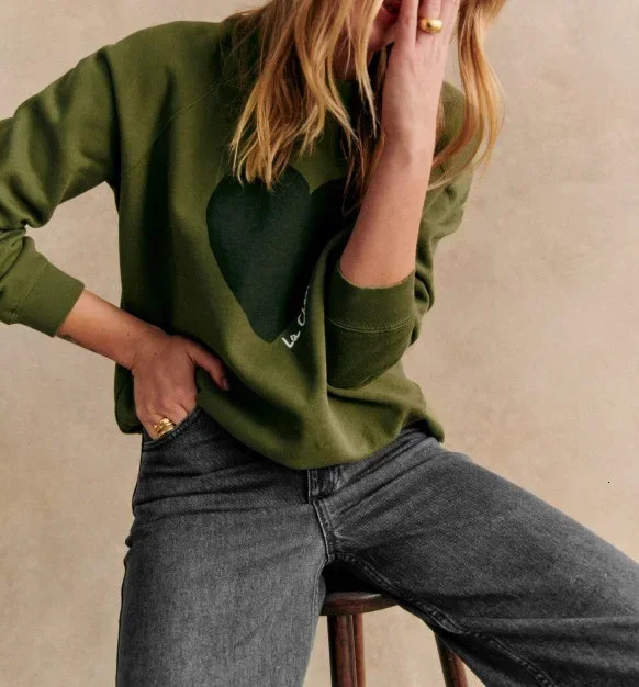 Women Early Spring New Casual Love Printed Round Neck Loose Pullover Versatile Long-Sleeved Sweatshirt