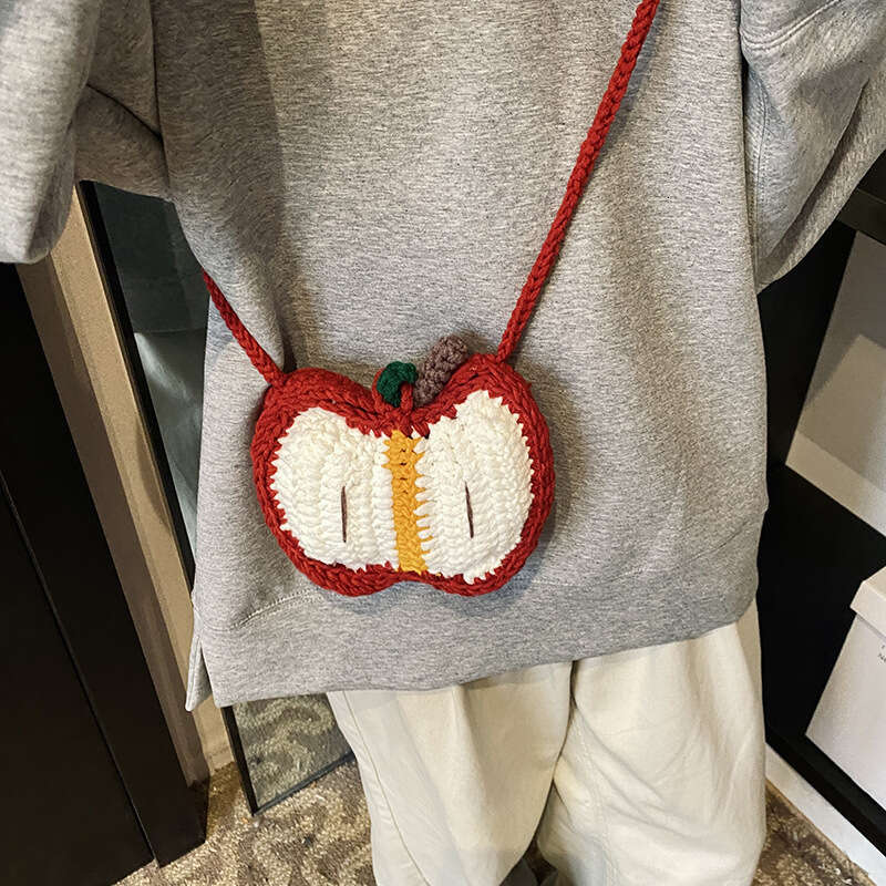 Apple shoulder fashionable and cute diagonal cross women's new finished yarn hook woven bag, coin purse