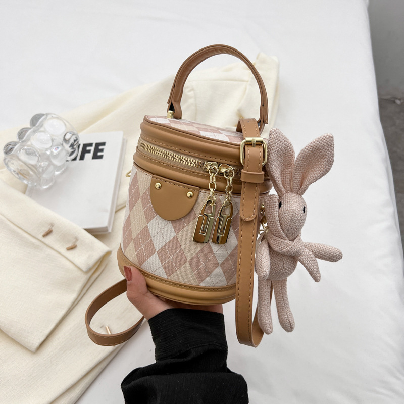 Free shipping 2025 New Single Shoulder Bag for Women Printed Diamond shaped cylindrical bag diagonal cross bag